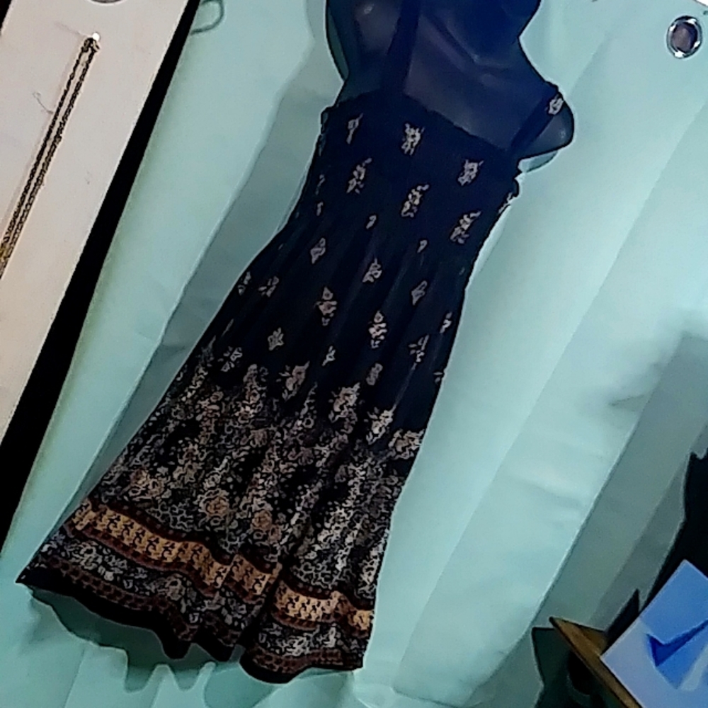 UNIQUE DRESS